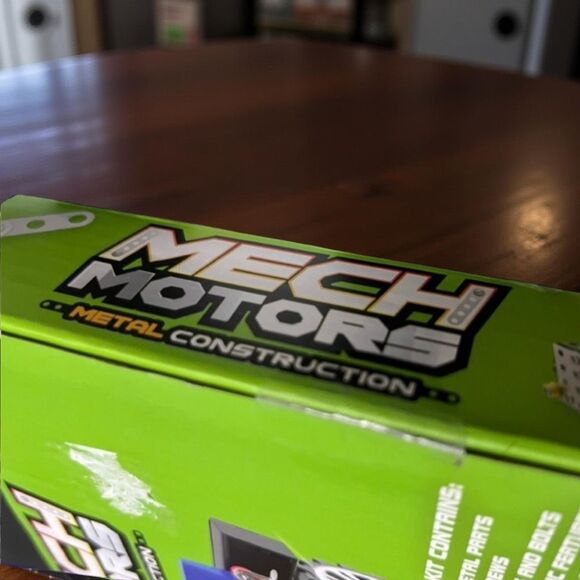 Sealed Metal Tech Tractor Mech Motors Motorized Metal Toy Stem Engineering 8+ - Picture 4 of 5